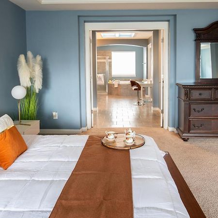 Utopia Luxury Stay Puyallup Bagian luar foto